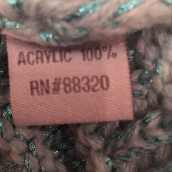 C.C Messy Bun Beanie Tail in Mint Metallic - Picture 13 of 15